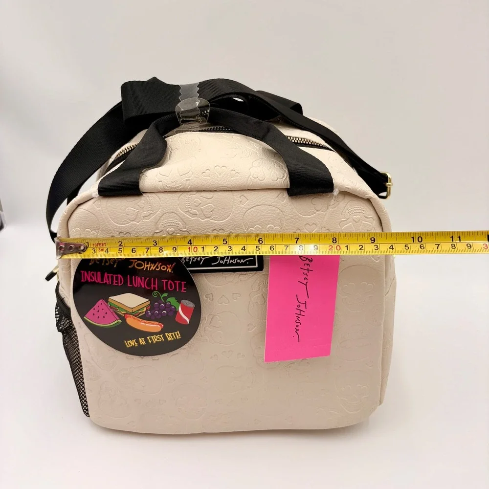 Betsey Johnson betsey johnson